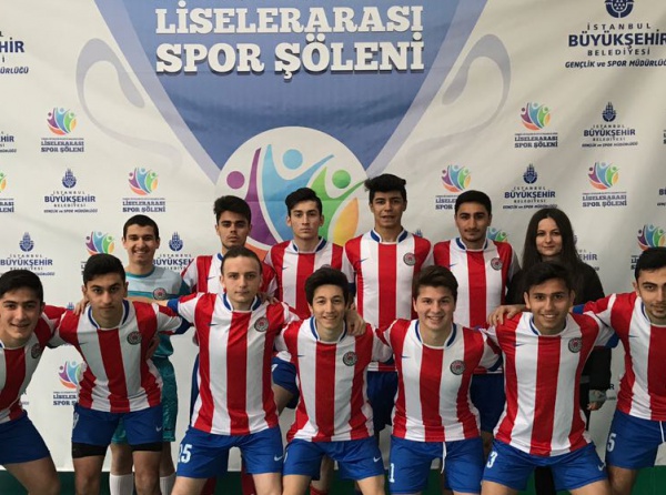 Okul Futsal takımımız Liseler arası İl Spor Şenlikleri Turnuvasına katıldı