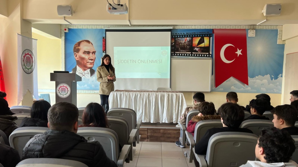 'Şiddeti Önleme ve Akran Zorbalığı' Semineri